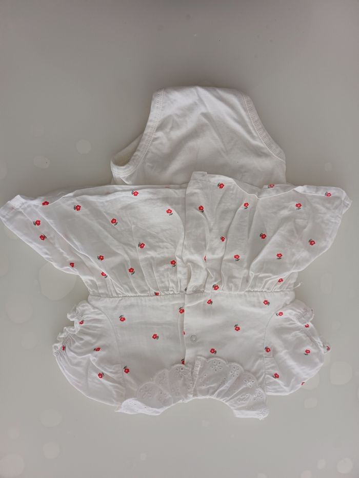 Robe neuve taille 9 mois - photo numéro 6
