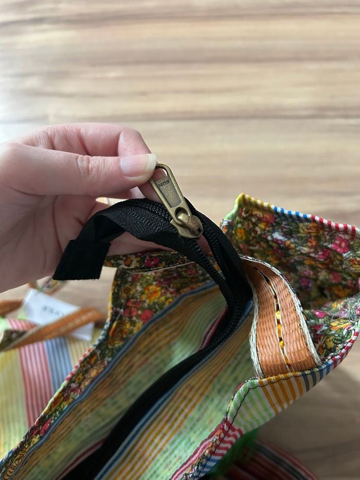 Sac à main vert à rayures Neuf Flora - photo numéro 9