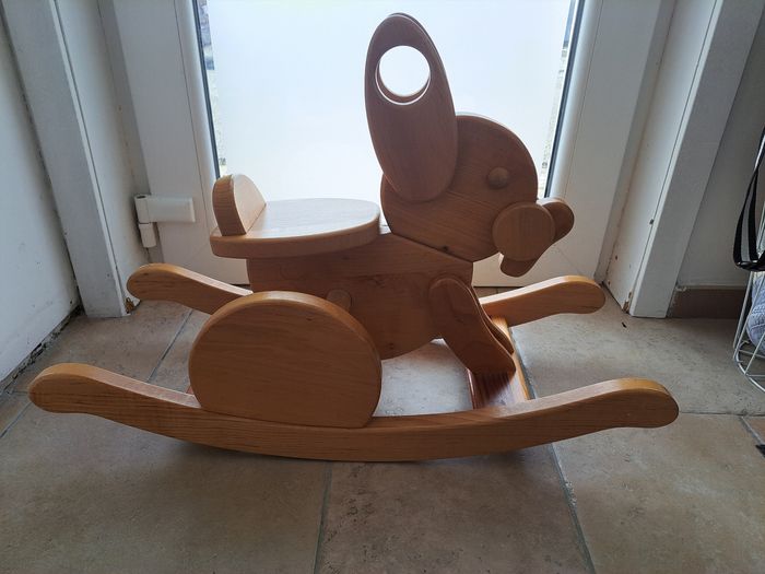 Lapin à bascule bois