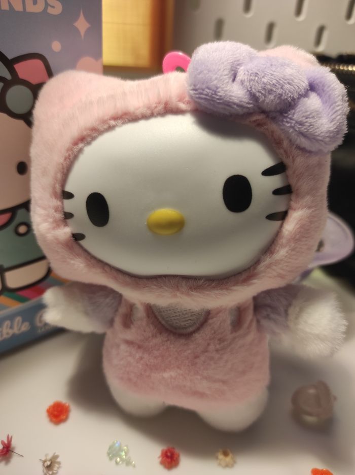✨ Peluche Hello Kitty Collection 2025✨ - photo numéro 2