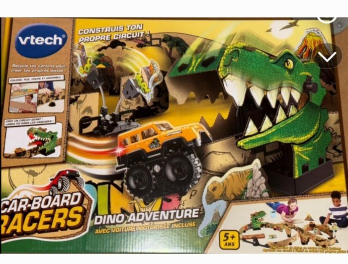 2 énormes boîtes circuit vtech dinosaure