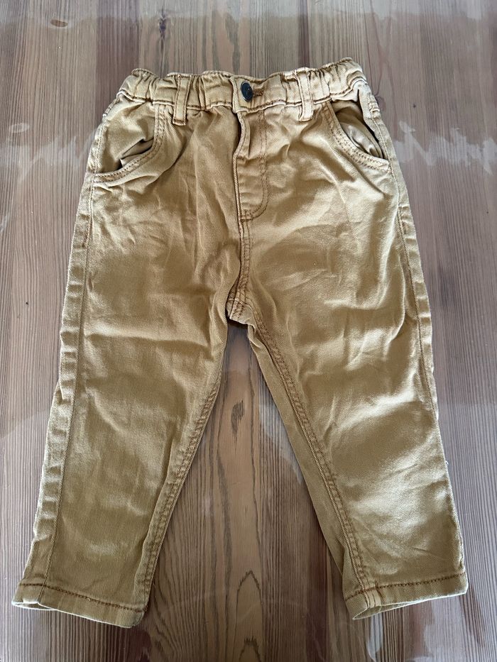 Lot pantalon garçon 18  mois - photo numéro 7