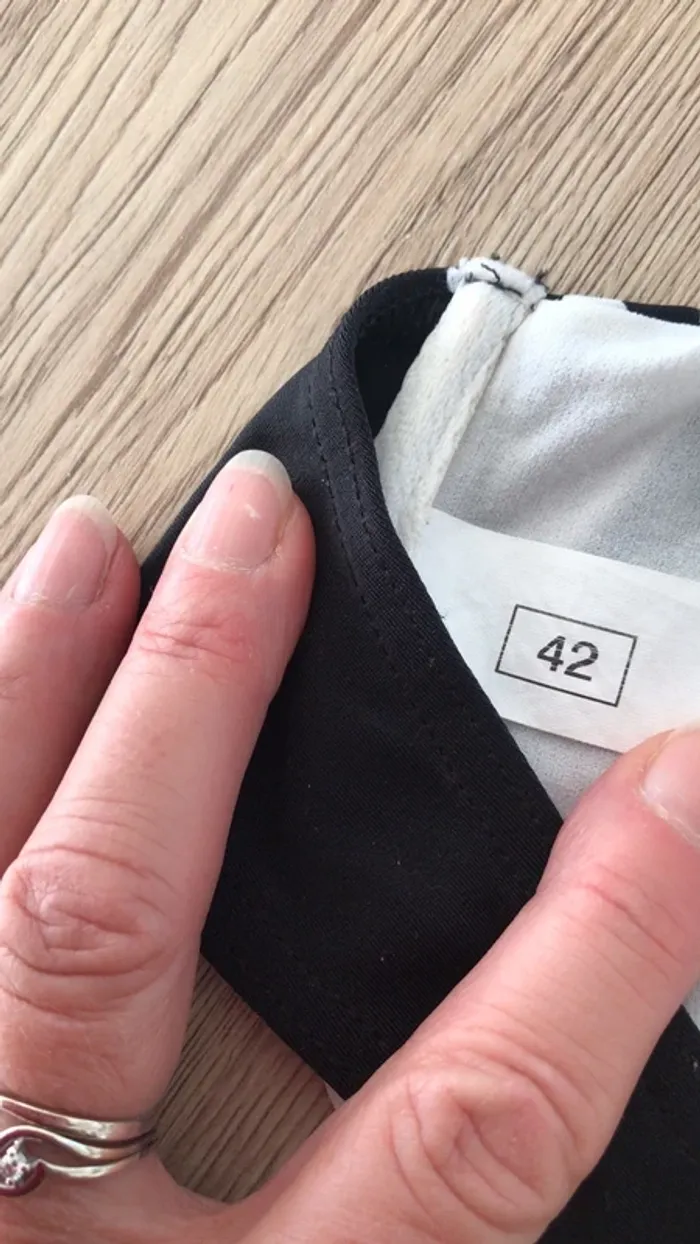 Haut de maillot de bain taille 42 - photo numéro 4