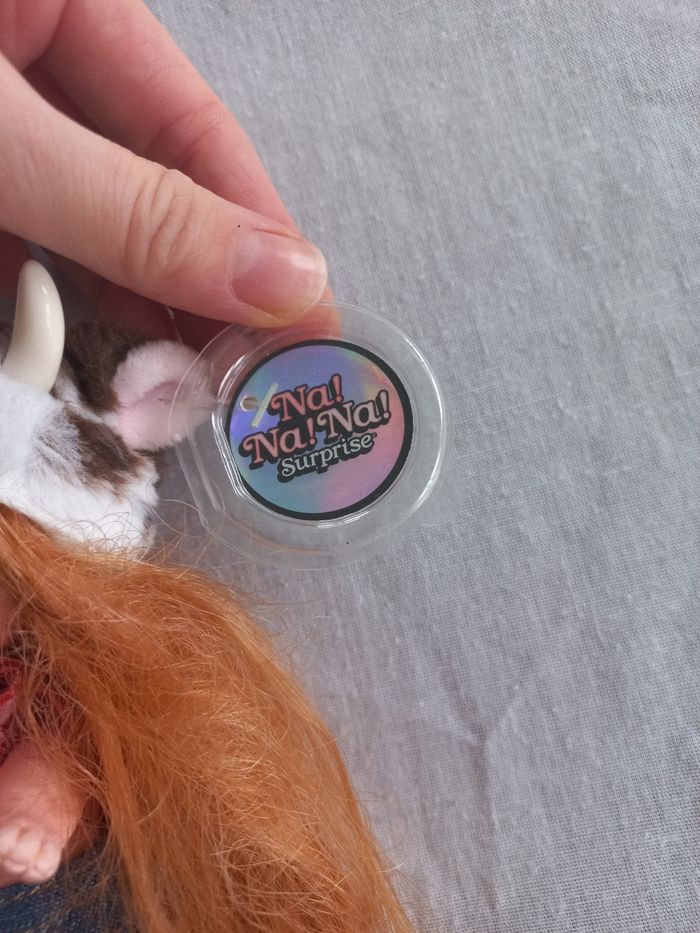 Na ! Na ! Na ! Poupée surprise - photo numéro 8