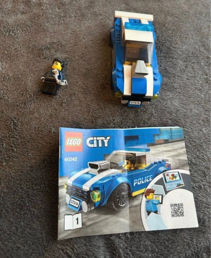 Lego city 2 voitures courses - photo numéro 2