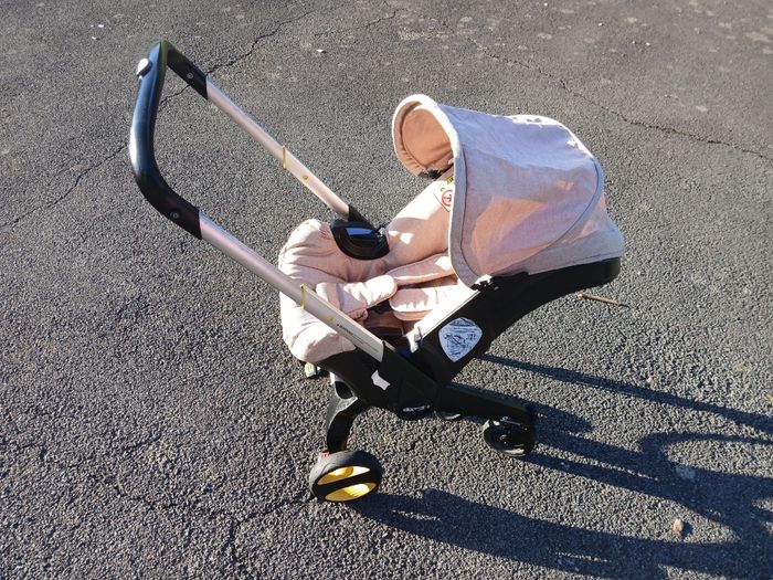 Poussette doona et base isofix