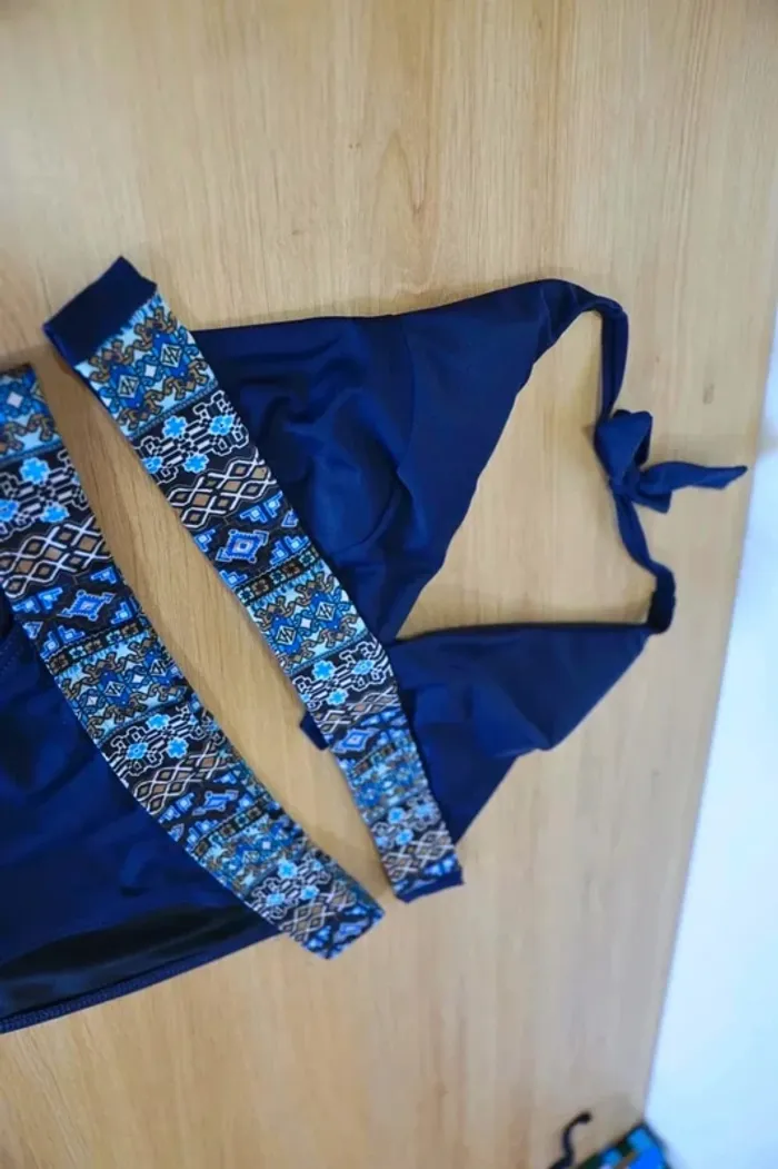 C35 maillot de bain marine Divine 36 - photo numéro 3