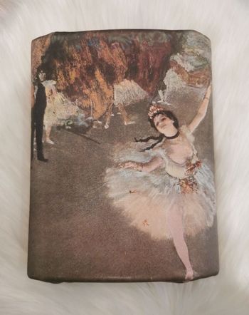 Boîte vintage danseuse