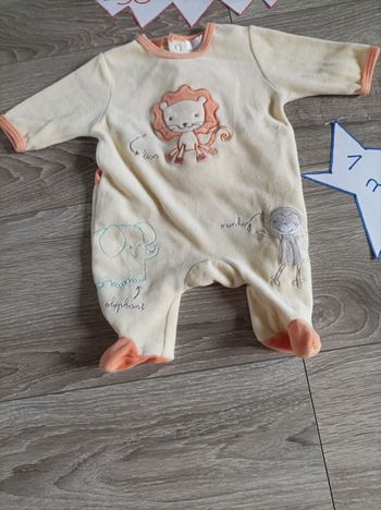 Pyjama lion 1 mois