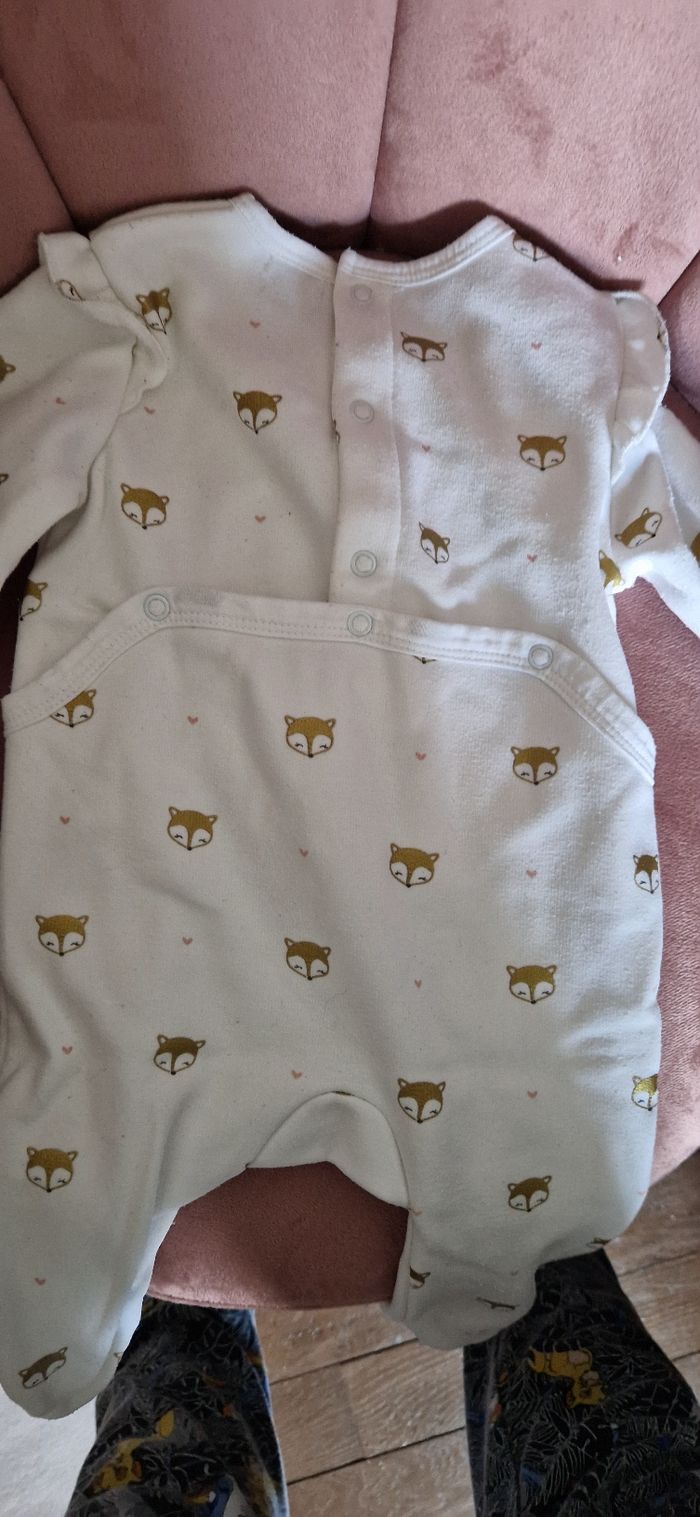Pyjama taille 6 mois - photo numéro 4
