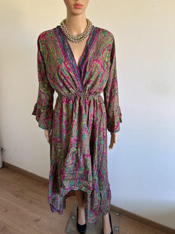 Robe longue imprimée neuve en soie Corte Hindu taille unique