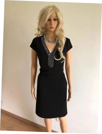 Robe noire à manches courtes avec perles et strass LolaLiza taille 36 jamais portée