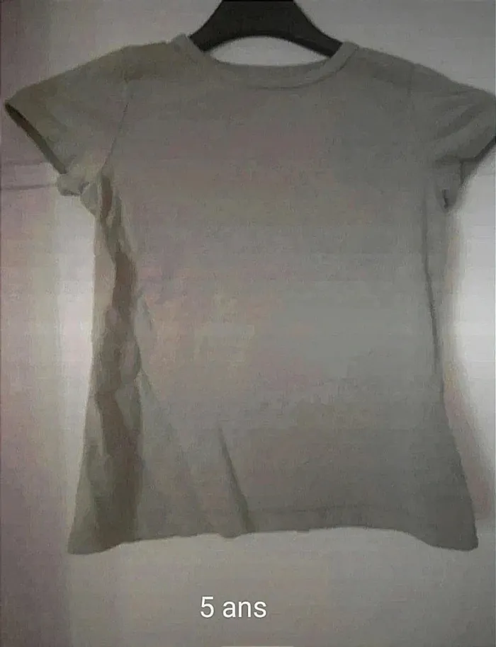 T-shirt Fille gris H&M - Taille 4-6 ans - photo numéro 2