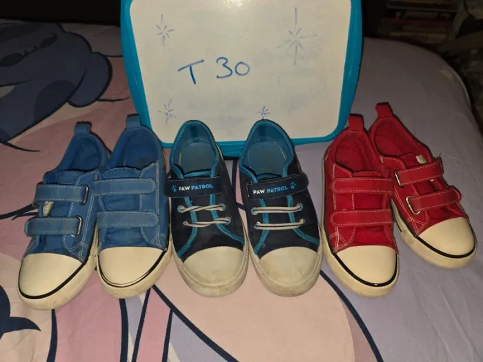 Lot de chaussure taille 30