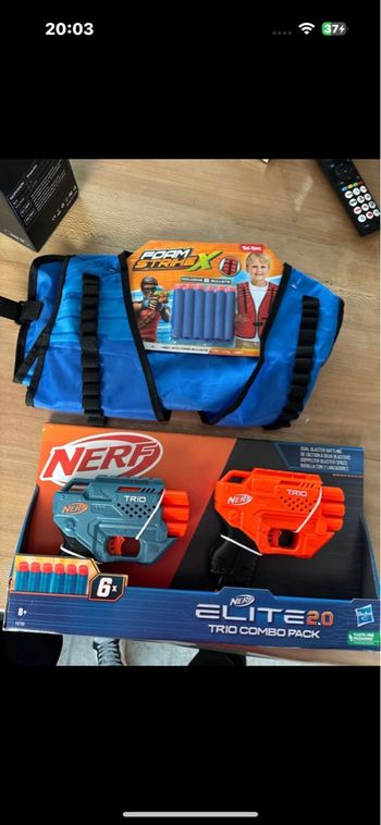 Pistolets nerf et gilet