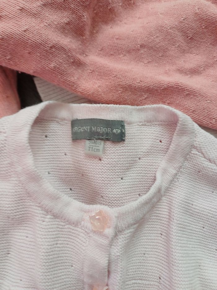 Lot 3 gilets fins 9 mois - photo numéro 3