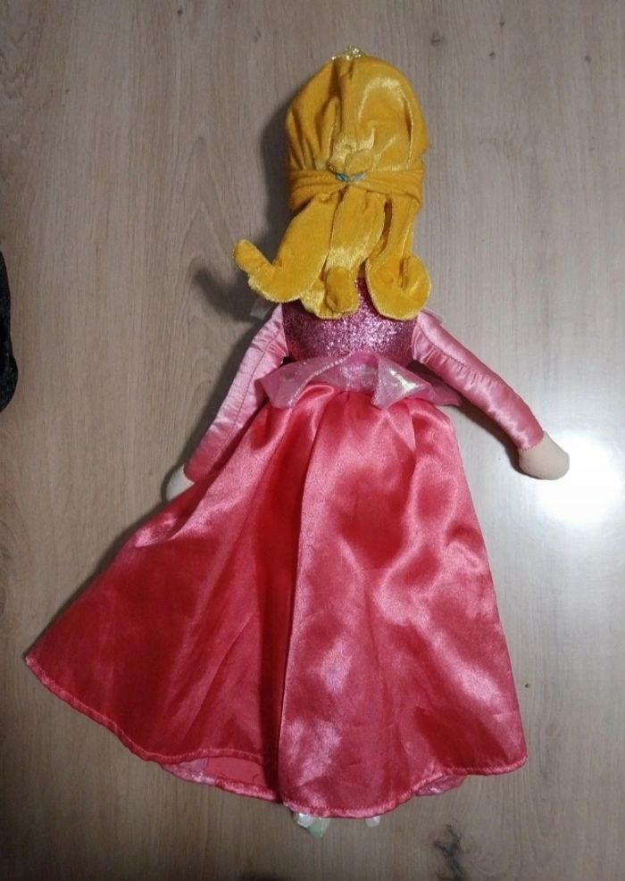 Poupée disney la belle au bois dormant - photo numéro 3