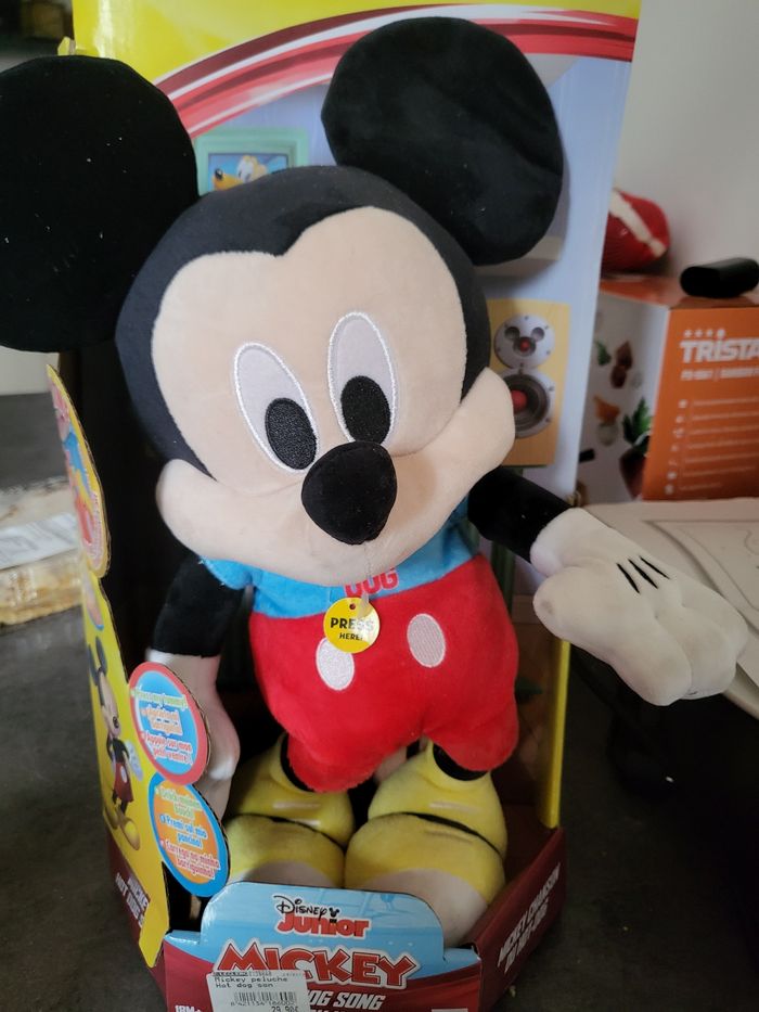 Peluche mickey qui chante neuve
