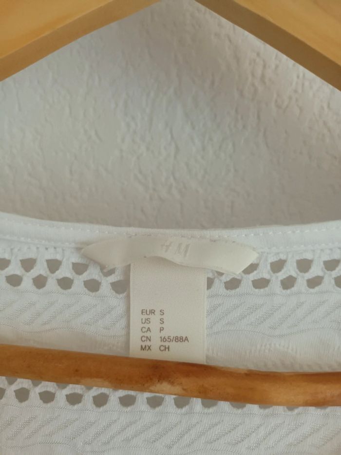 Joli top blanc H&M taille S - photo numéro 2