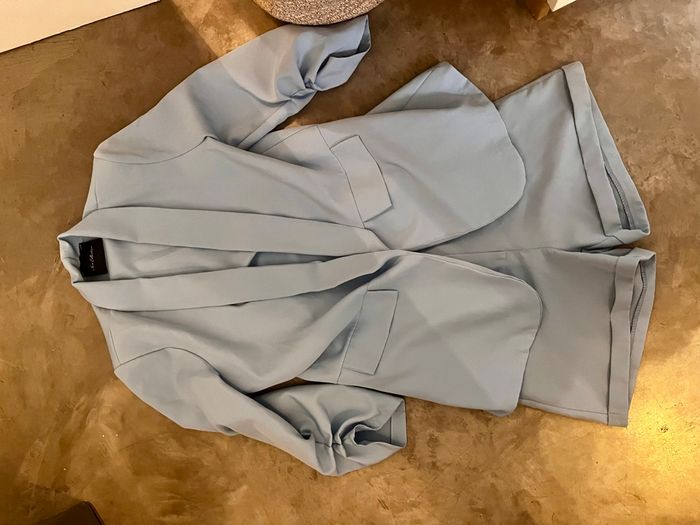 Ensemble blaser et short bleu clair - photo numéro 5