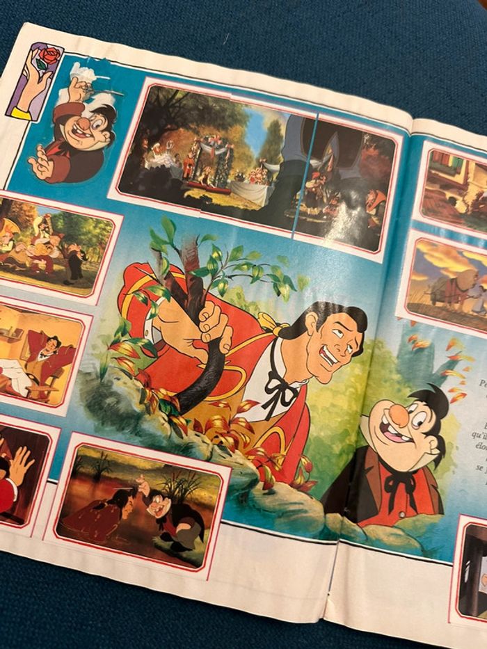 Album Panini complet Disney La Belle et la Bête stickers autocollants collection livre - photo numéro 4