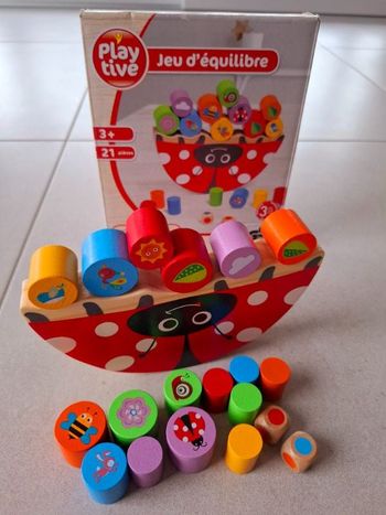Jeu d'équilibre en bois Playtive