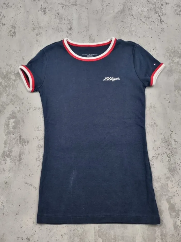 T-shirt Tommy Hilfiger col rond liseré bleu marine – Taille XS Femme (mesures en photos - photo numéro 4