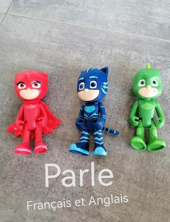 Pyjamasques qui parlent anglais et français 