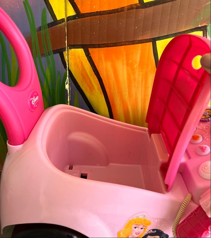 Trotteur porteur Princesse Kiddiland - photo numéro 4