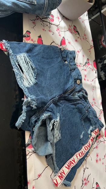 Short jean jennyfer