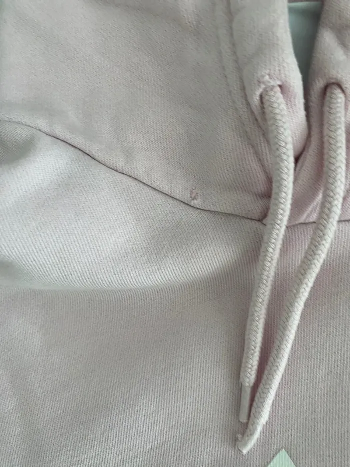 Sweat à capuche Adidas rose clair Taille M Grand trèfle iconique - photo numéro 6