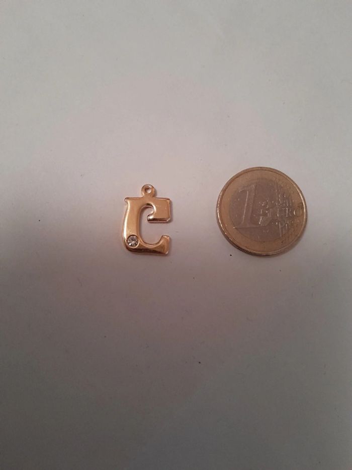 Très chic pendentif vintage