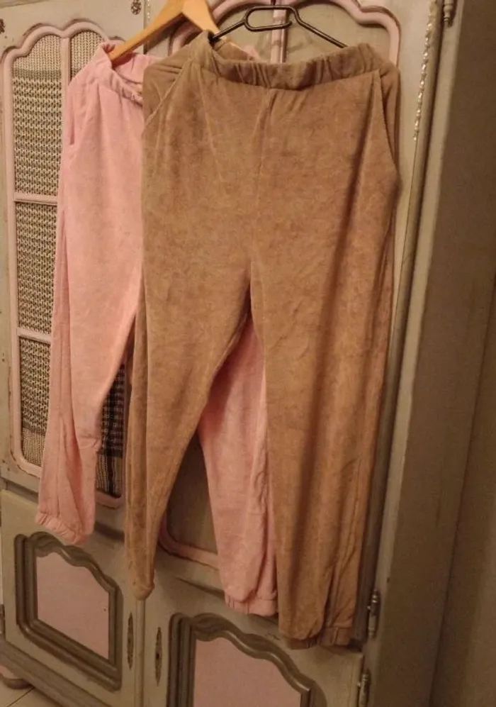 2 pantalons style jogging Zara