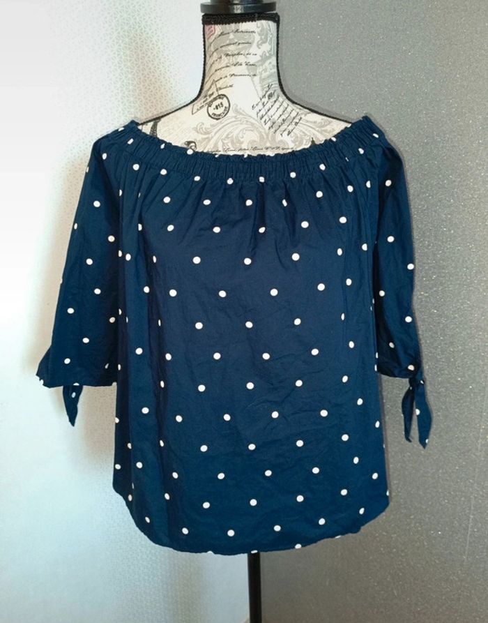 Blouse à pois épaules dénudées femme