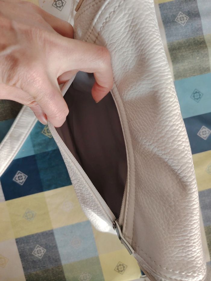 Petit sac à main blanc idéal pour mariage - photo numéro 16