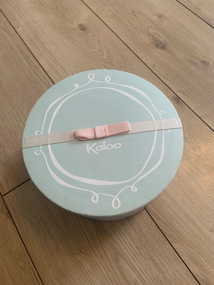 Peluche lapin dans boîte - photo numéro 3