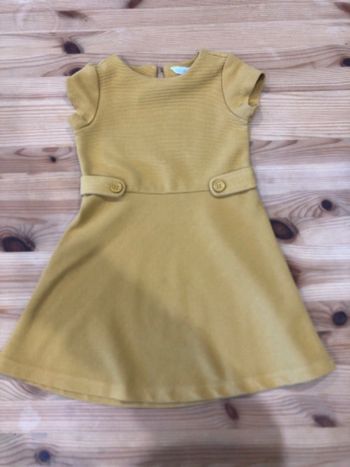 Robe taille 110