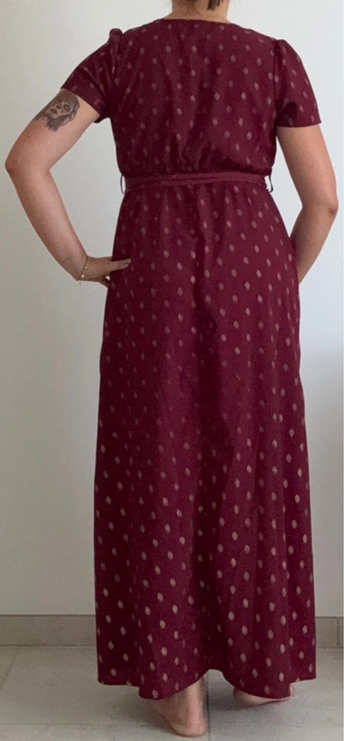 Robe longue bordeaux à pois dorés🍷 - photo numéro 3