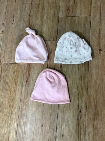 Lot 3 bonnets 3M