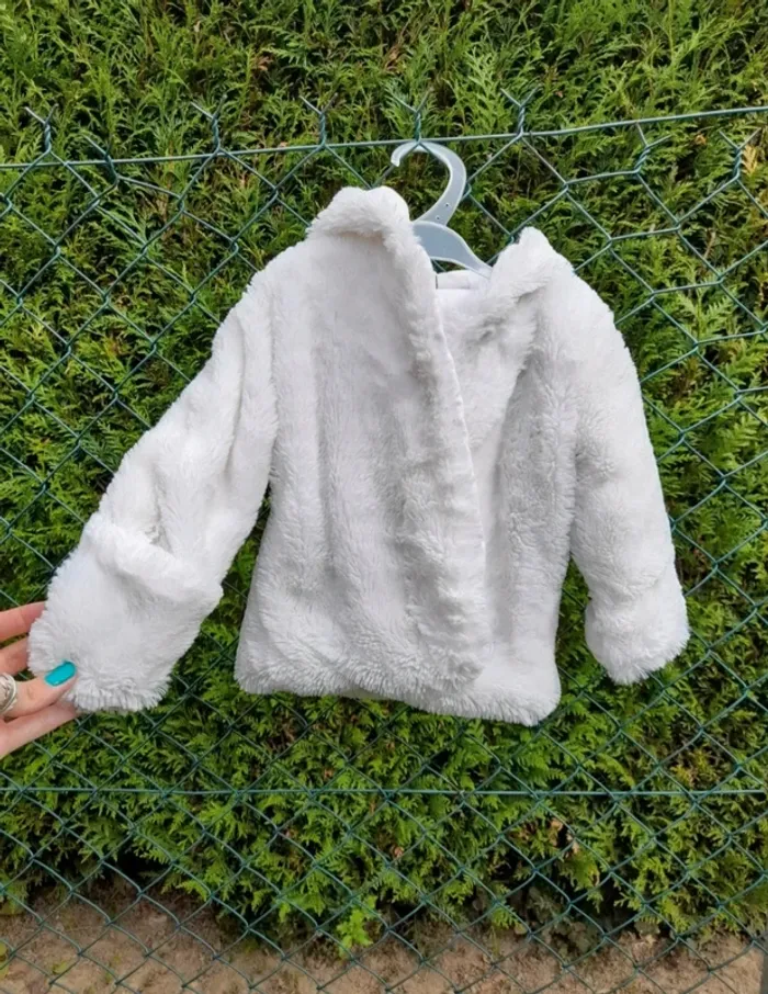 Manteau fausse fourrure - photo numéro 3