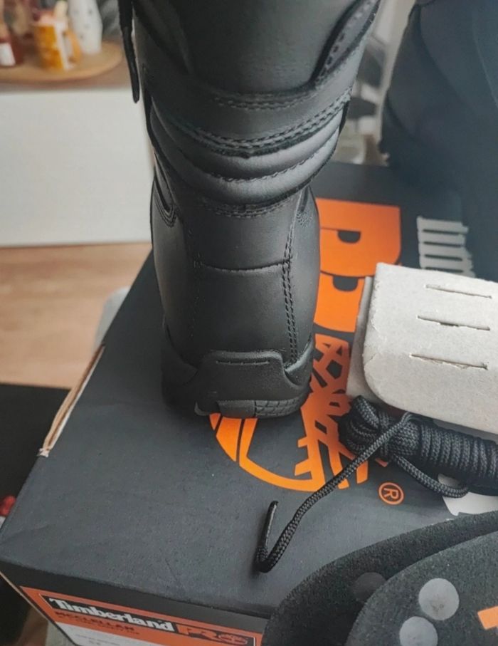 Chaussures de sécurité Timberland taille 42. - photo numéro 8
