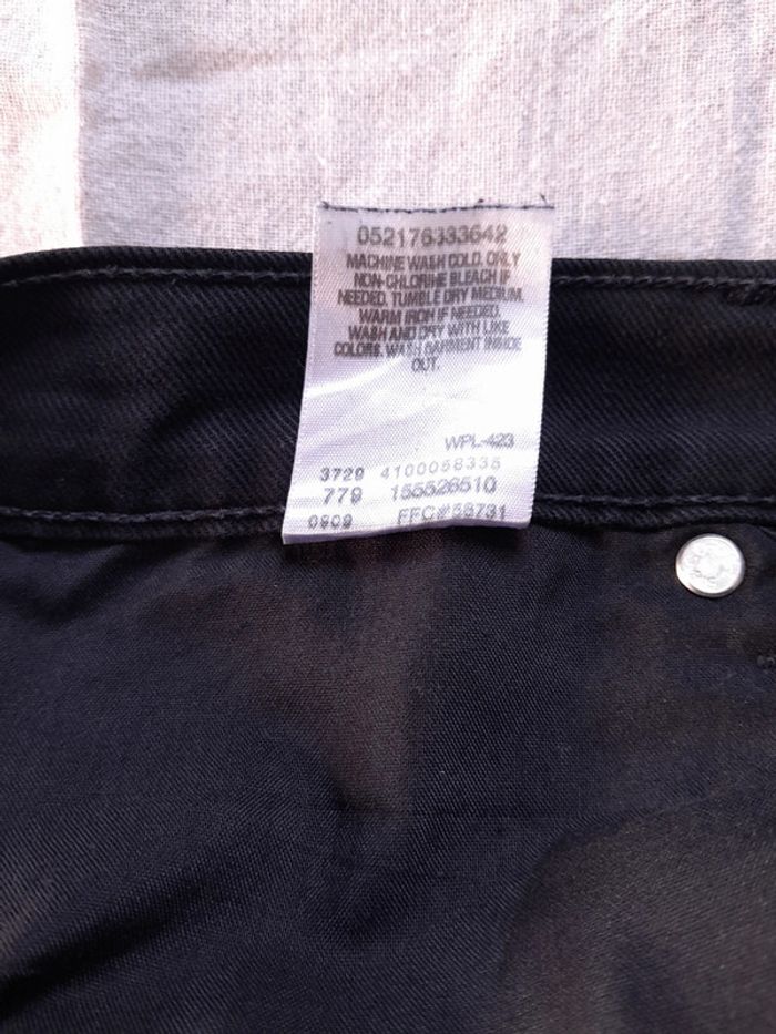 Jean levis 550 relaxed boot cut modèle pour hanches arrondies - photo numéro 7