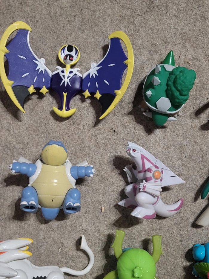 Grandes figurines pokemon au choix 3e - photo numéro 4