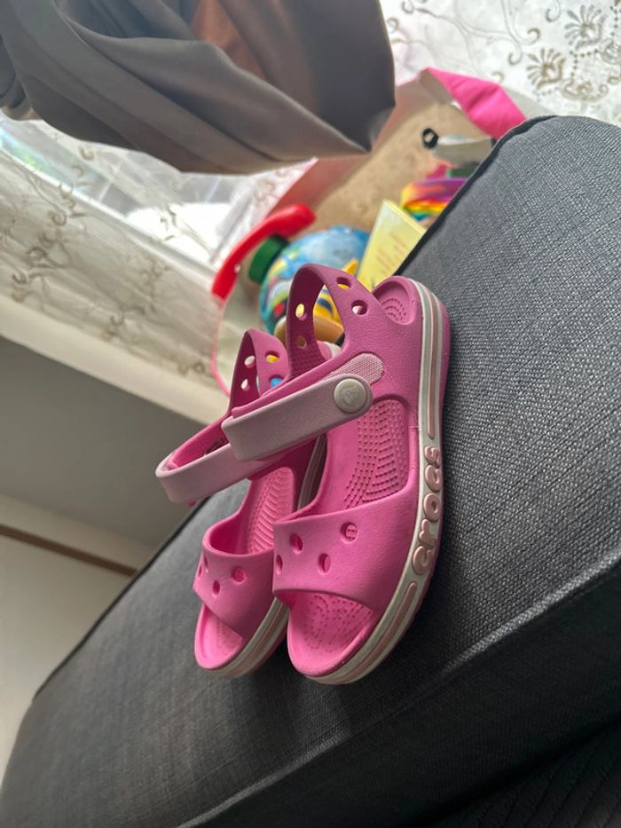Sandales crocs rose et fushia - photo numéro 2