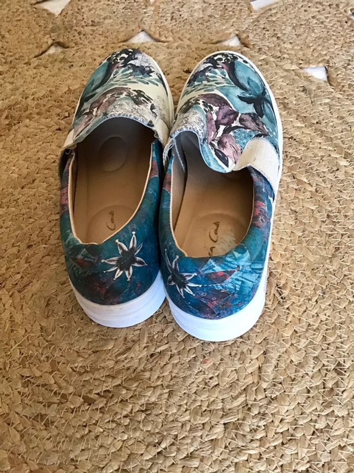 Belle paire de chaussures slip on taille 38 de la marque Andrea Couti - photo numéro 4