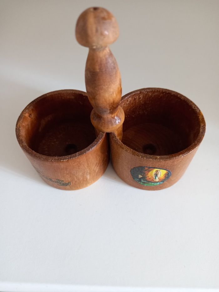 Duo salière poivrière en bois vintage Lourdes - photo numéro 2