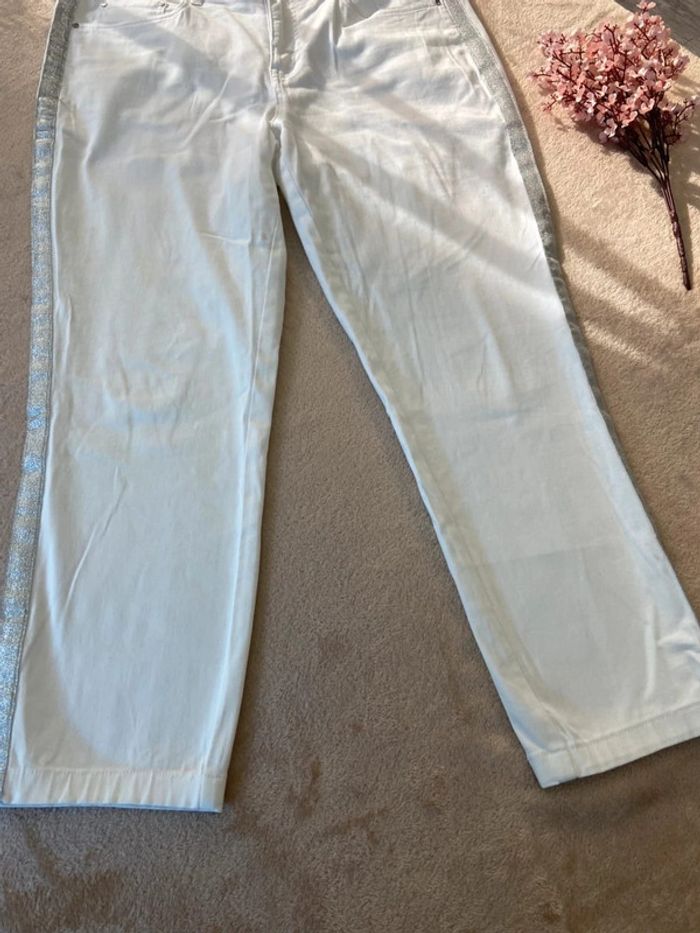 Pantalon court femme 42-44 - photo numéro 2