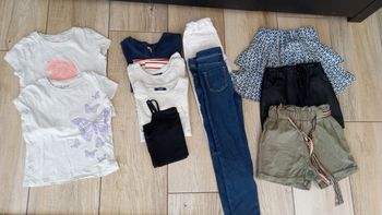 Lot de vêtements fille 