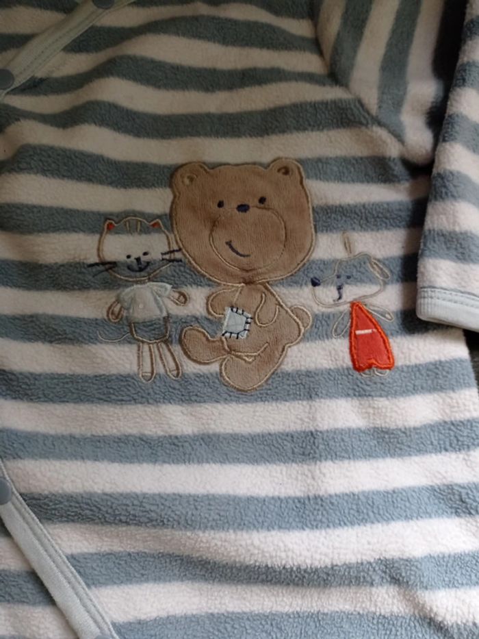 Pyjama - photo numéro 2