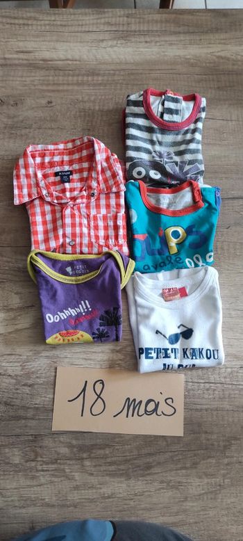 Lot t-shirt et bodys Manchester courtes